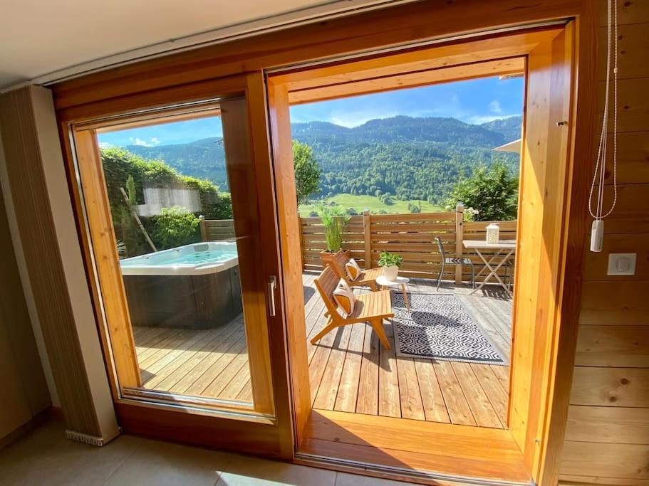 Androsace Appartement Dans Chalet Bois Avec Jacuzzi Privatif Terrasse Et Vue Montagne Les Villards-sur-Thones Ngoại thất bức ảnh